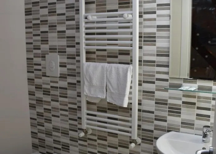 מלון דירות Residenza Ondanomala 4*